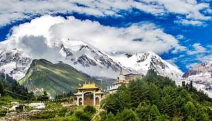 Manaslu Circuit Trek